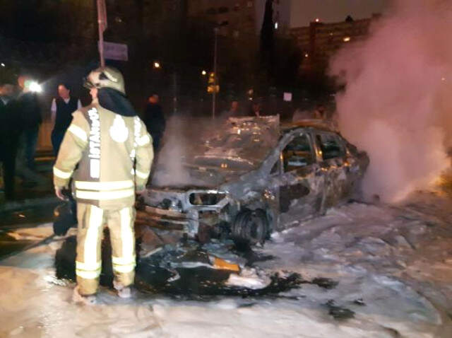 Seyir Halindeki Taksi Cayır Cayır Yandı! O Anlar Kameraya Yansıdı