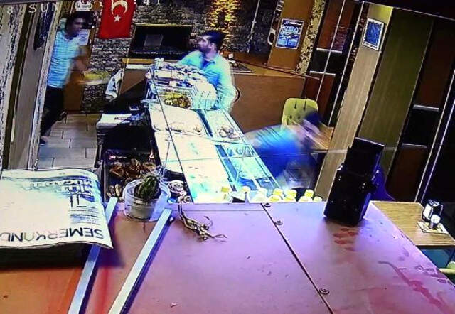 4,9 İle Sallanan Boluluların Deprem Paniği, Anbean Güvenlik Kamerasında