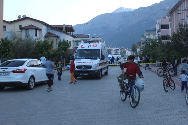 Antalya Kemer'de Kar Maskeli Saldırganlar Baba - Oğla Kurşun Yağdırdı: 1 Ölü