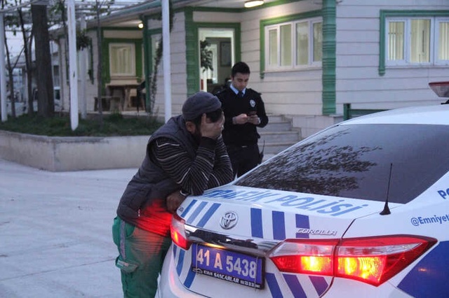 Şantiye Alanında Manevra Yapan Beton Mikseri İşçiyi Ezdi