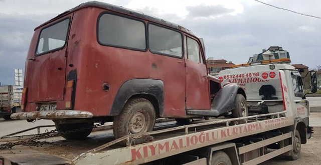 69 Yıllık Emektar Ambulans, Yeni Sahibini Buldu