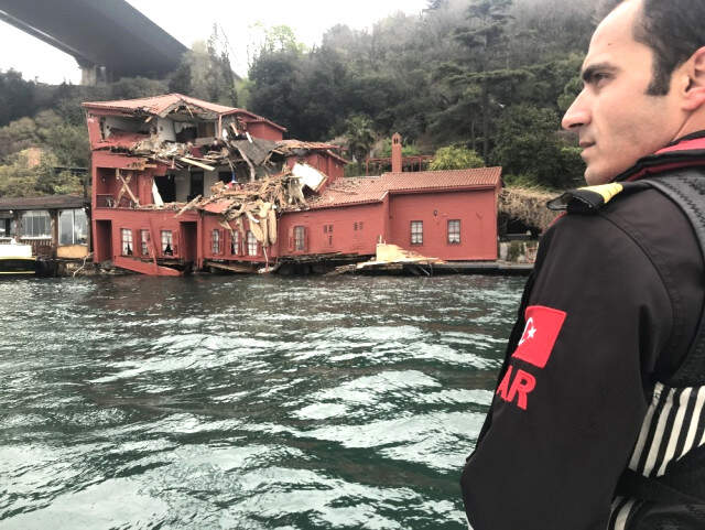 Kaza Sonrası Yalının Son Hali Denizden Böyle Görüntülendi