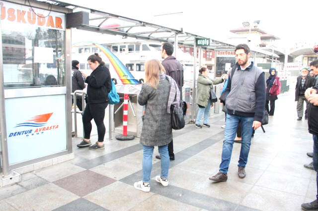 İstanbul'da Yaşanan Yoğun Sis Nedeniyle Deniz Seferleri İptal Edildi