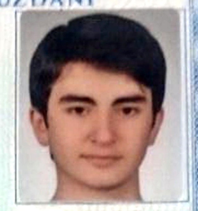 Ankara'da Geceki Kaza Sabah Fark Edildi! 2 Gencin Cansız Bedeni Tarlada Bulundu