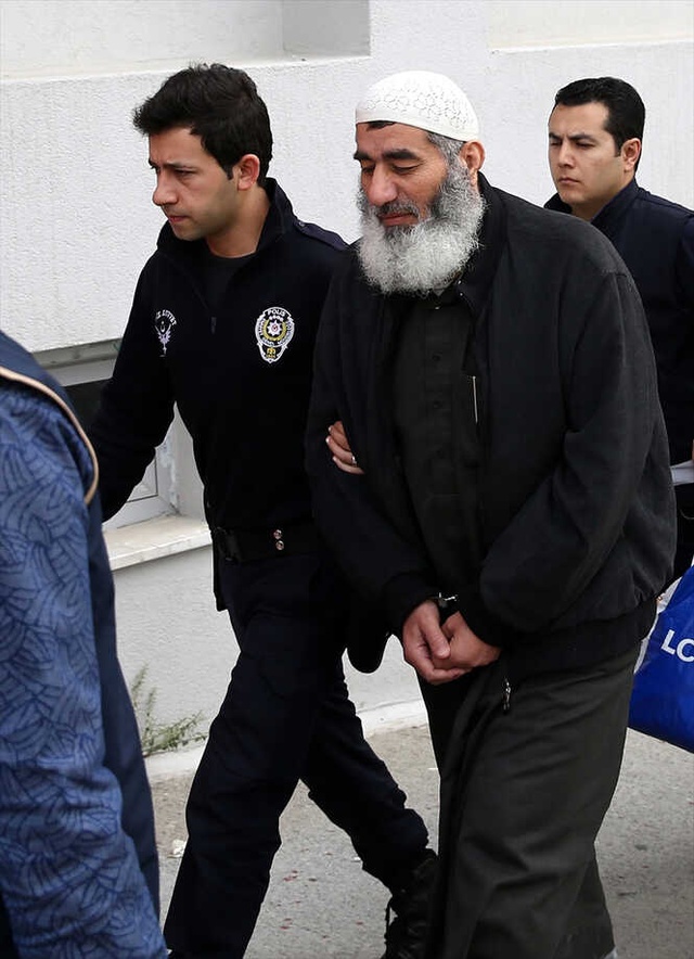 DEAŞ'ın İstihbaratçısı ve Celladı Yakalandı! Engelli Küçük Yeğenini Canlı Bomba Yapıp Patlatmış