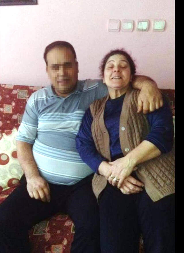 Boşanma Davası Açan Eşine Sokakta Tornavida ile Saldırdı Cani Koca, Boşanma Davası Açan Karısına Tornavida ile Saldırdı