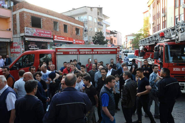 Bursa'da Minareden, Pompalı Tüfekle Ateş Açıp Tehdit Savuran Şüpheli Serbest Bırakıldı Bursa'da Minareden, Pompalı Tüfekle Ateş Açıp Tehdit Savuran Şüpheli Serbest Bırakıldı