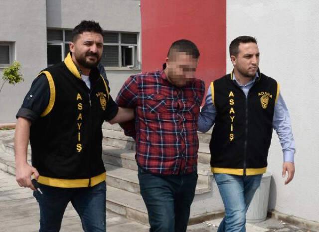 Ahırdan Çaldığı Koyunları Yürüterek Götürdü! Hırsızlık Anı Kamerada