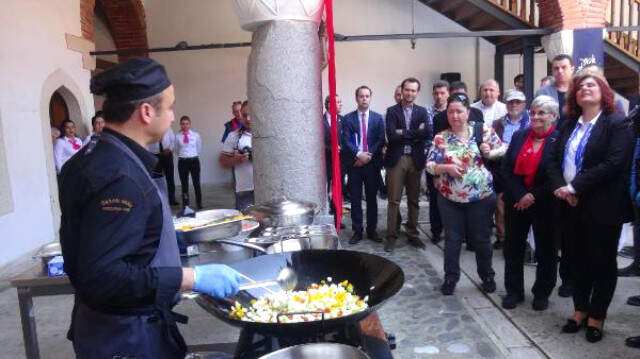Canan Karatay Zeytinyağı İçti, 