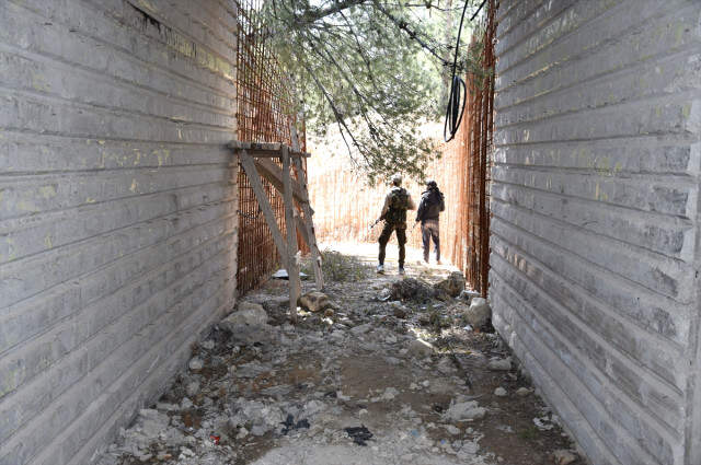 Yeraltında İnanılmaz Görüntü! Afrin'de Bin Teröristlik Karargah Bulundu
