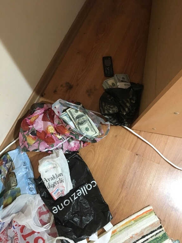 FETÖ'cünün Evinde 90 Bin Dolar Para Çıktı! Örgüt İçin Yeniden Öğrenci Hazırlıyorlarmış