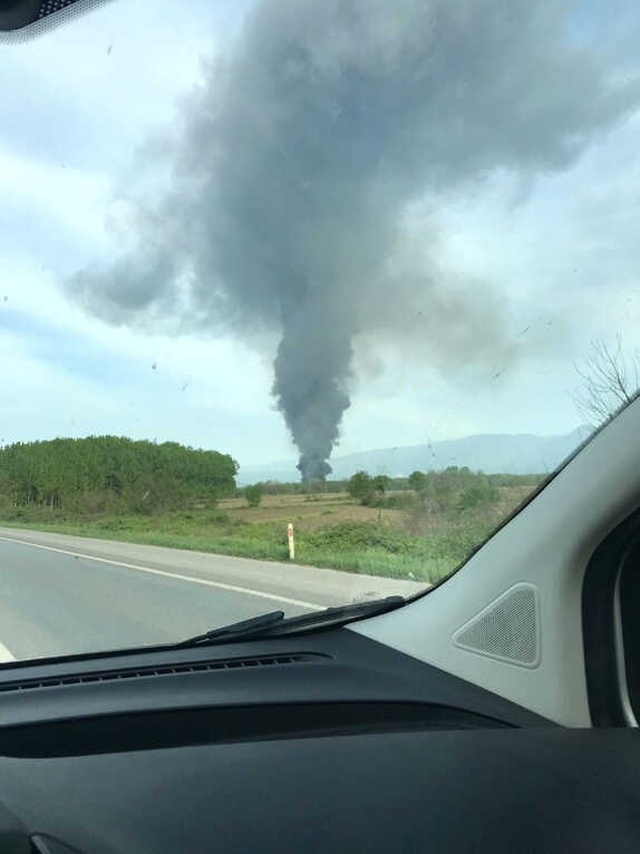 Sakarya'da Mobilya Fabrikası Alev Alev Yandı