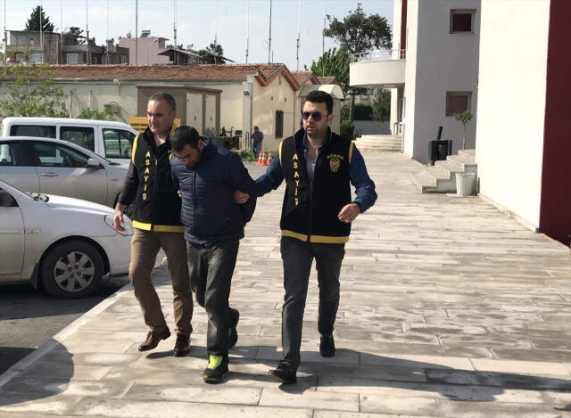 Ayakkabı ve Bisiklet Hırsızını Güvenlik Kamerası Ele Verdi Ayakkabı ve Bisiklet Hırsızını Güvenlik Kamerası Ele Verdi