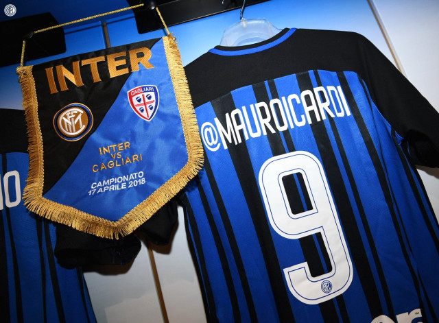 Inter, Cagliari Maçına Oyuncuların <a class='keyword-sd' href='/instagram/' title='Instagram'>Instagram</a> Adreslerinin Yazılı Olduğu Formalarla Çıktı