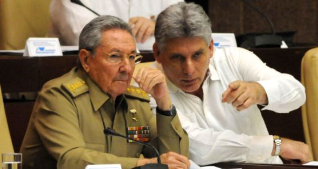 Devrimden Sonra Bir İlk! Küba'da Castro Dönemi Bitiren Diaz-Canel Kimdir?
