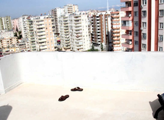 İş Göremez Raporu Verilen Sağlık Memuru, 11. Kattan Atlayarak İntihar Etti