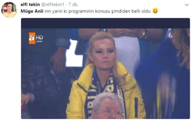 Olaylı Derbi Sonrası Maçı Tribünden İzleyen Müge Anlı Sosyal Medyada Gündeme Oturdu
