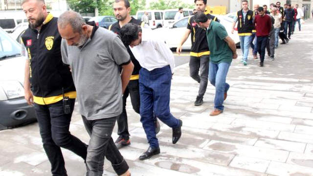 Adana'da Sözleşmeli Fuhuş: Kadını Bulan Bin TL Alır, Her Fuhuştan Yüzde 50 Pay Alır