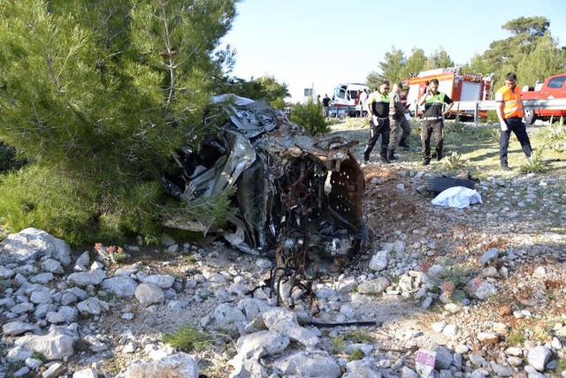Genç Kız, Otostop Yaparak Bindiği Aracın Kaza Yapması Sonucu Hayatını Kaybetti