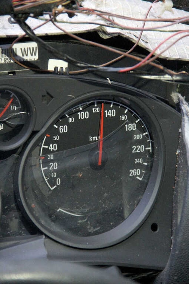 Genç Kız, Otostop Yaparak Bindiği Aracın Kaza Yapması Sonucu Hayatını Kaybetti