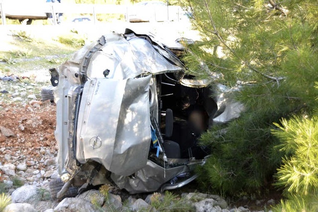 Genç Kız, Otostop Yaparak Bindiği Aracın Kaza Yapması Sonucu Hayatını Kaybetti