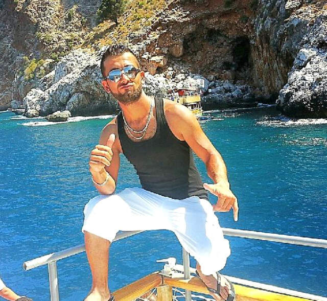 Otoparkta Dehşet Saçan Adam: Kadınlar Yanlışlıkla Vurulmuş