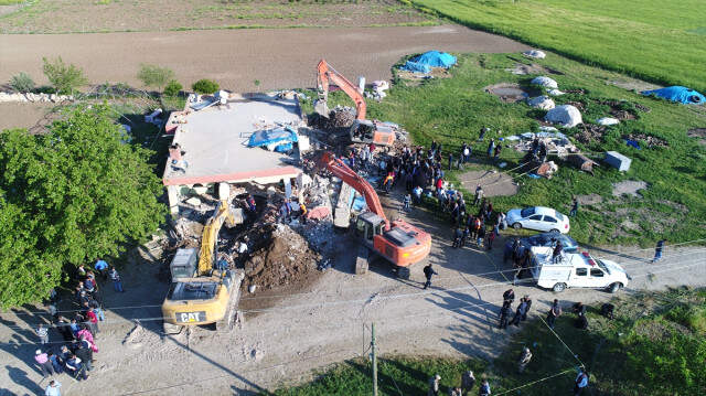 Adıyaman 5,1 ile Sallandı! Depremin Etkisi Gün Ağarınca Ortaya Çıktı, Okullar Tatil Edildi