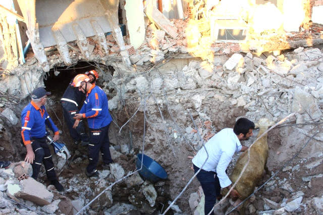 Adıyaman 5,1 ile Sallandı! Depremin Etkisi Gün Ağarınca Ortaya Çıktı, Okullar Tatil Edildi