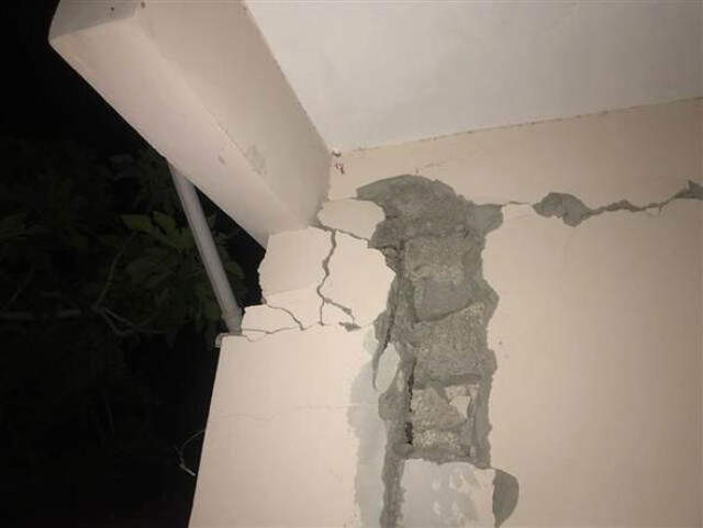 Adıyaman 5,1 ile Sallandı! Depremin Etkisi Gün Ağarınca Ortaya Çıktı, Okullar Tatil Edildi