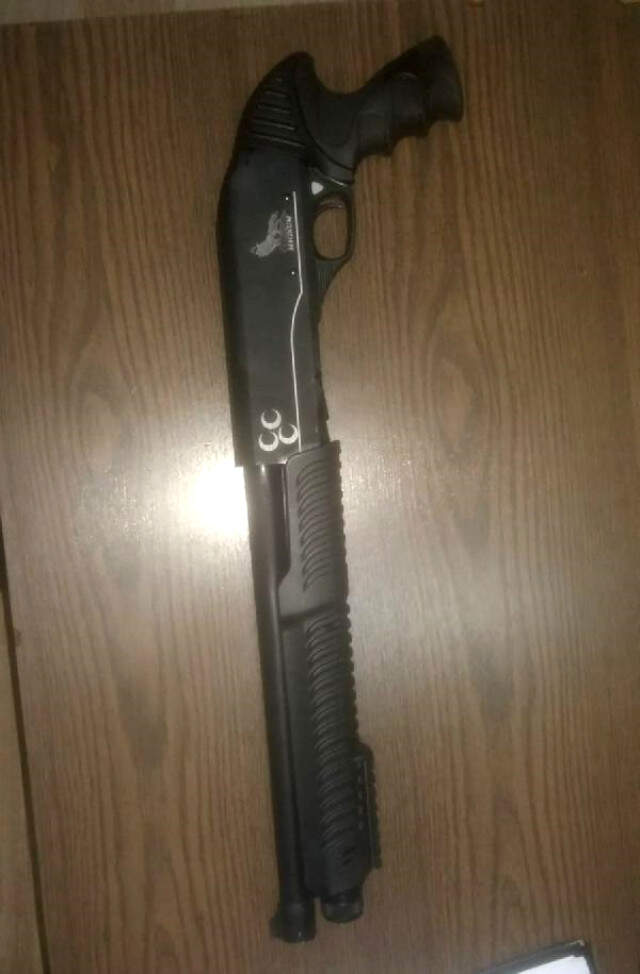 Boşandığı Karısına Nafaka Ödemedi, Kara Çarşaf Giyip Polisten Kaçarken Yakalandı Boşandığı Karısına Nafaka Ödemedi, Kara Çarşaf Giyip Polisten Kaçarken Yakalandı