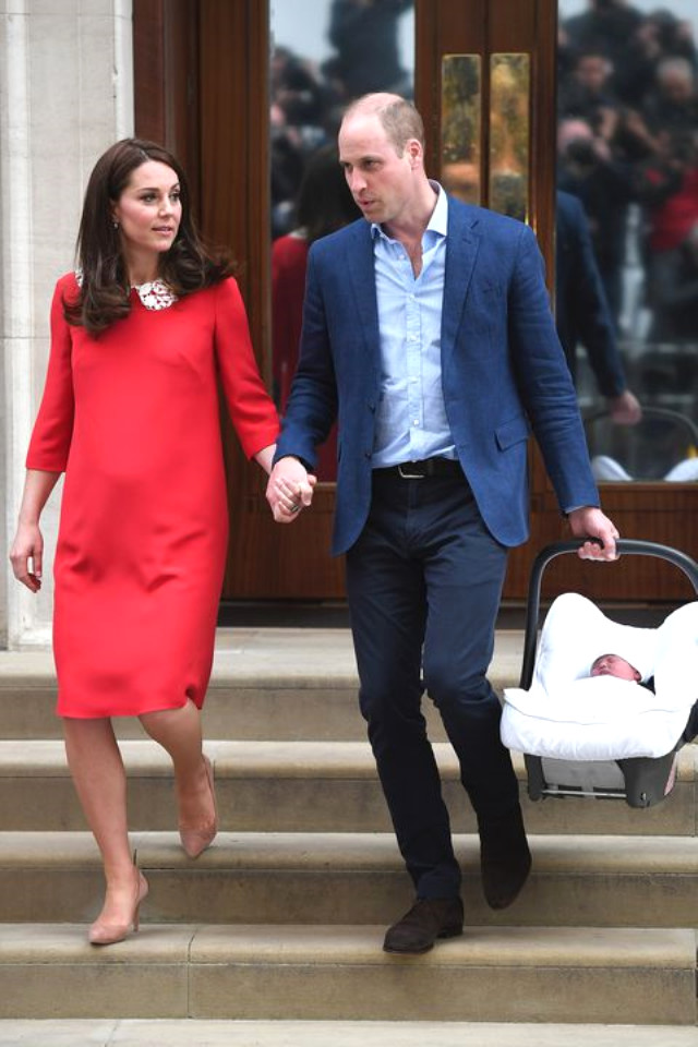Middleton ve Prens William Çiftinin Üçüncü Bebekleri İlk Kez Görüntülendi