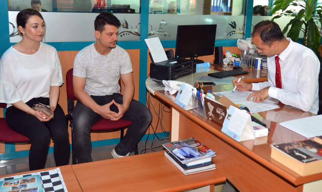 Nikahı İptal Edilen Çifti Canlı Yayında Belediye Başkanı Evlendirecek