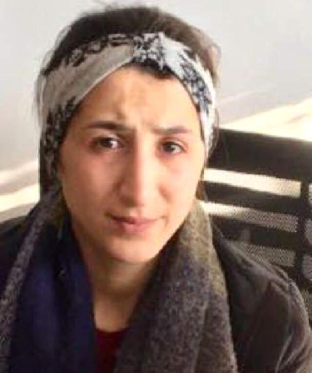 Otobüste Basılan Kadın Kuryenin Sütyeninden 2,5 Kilo Eroin Çıktı