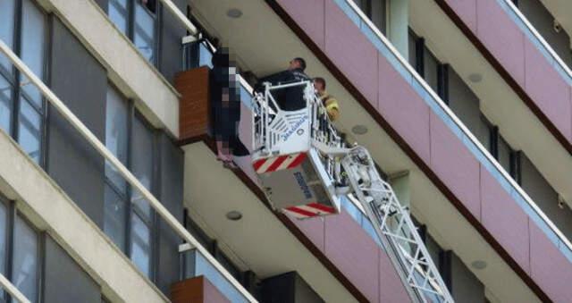 Lüks Sitede Korkunç Olay! Yabancı Uyruklu Kadın Balkon Korkuluklarında Asılı Bulundu