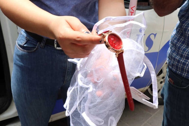 Kadın Hırsızı Yakalayan Kadınlar Sokak Ortasında Evire Çevire Dövdü