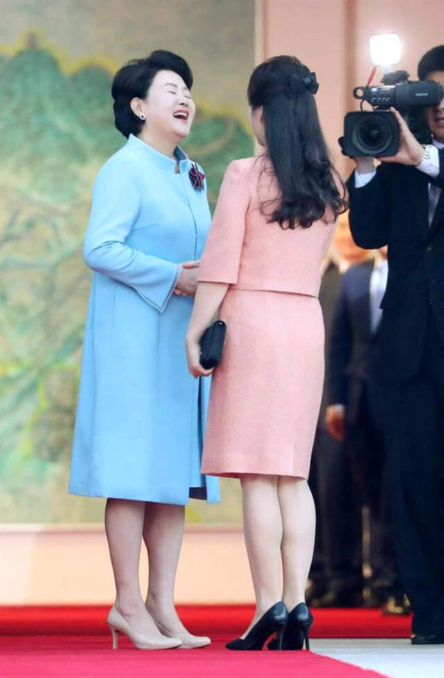 Kore'deki Tarihi Zirvede First Lady'ler İlk Kez Bir Araya Geldi