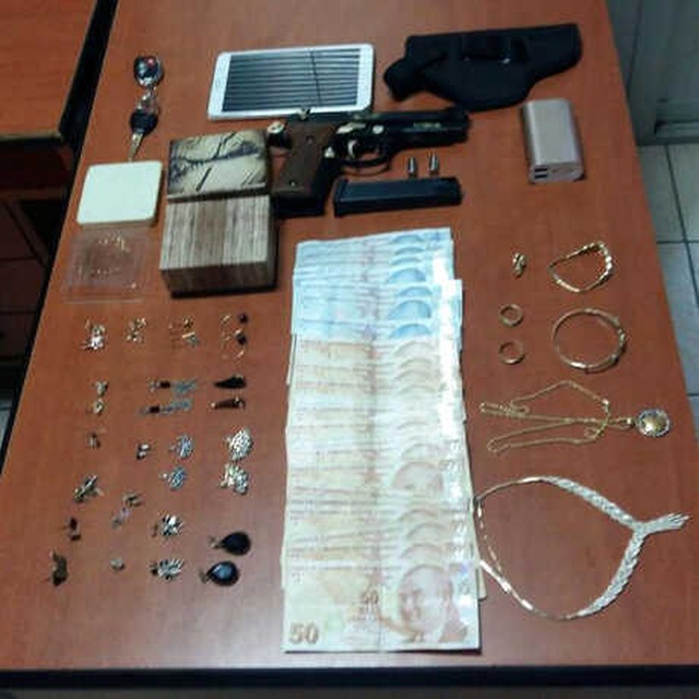 Evi Soyulan Enişte Polise Koştu, Hırsız Baldız ve Sevgilisi Çıktı