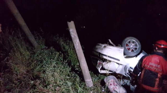 Şaka İçin Yolda Gördüğü Eşinin Aracını Sıkıştırdı! 1'i Bebek, 5 Kişiyi Yaraladı