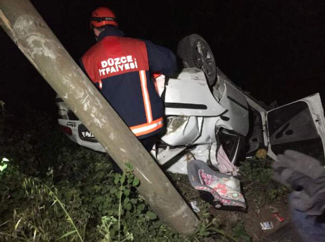 Şaka İçin Yolda Gördüğü Eşinin Aracını Sıkıştırdı! 1'i Bebek, 5 Kişiyi Yaraladı
