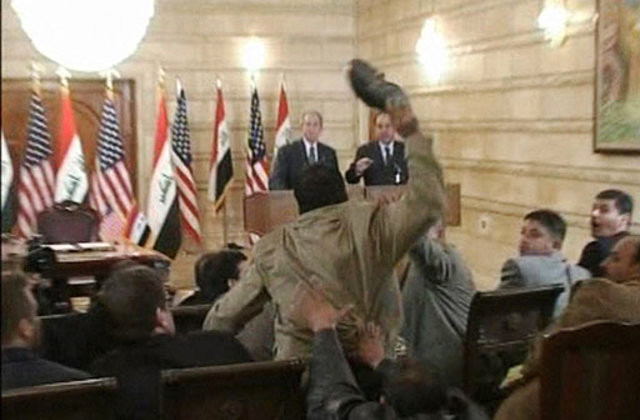 Bush'a Ayakkabı Fırlatan Iraklı Gazeteci, <a class='keyword-sd' href='/milletvekili-adayi/' title='Milletvekili Adayı'>Milletvekili Adayı</a> Oldu