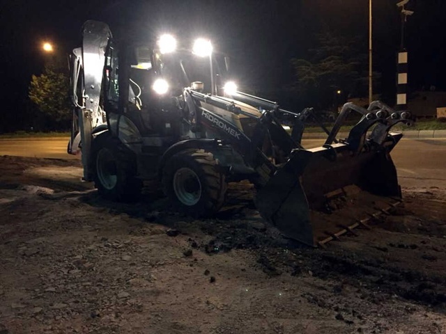 Yanlışlıkla Sınırı Geçen Kepçe Operatörü Yunanistan'da Gözaltına Alındı