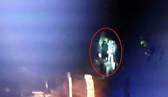 Gece Mezarlığa Gelip Ağlayan Kız, Dün Gece Gelmedi! Sır Perdesi Polisin Yerleştirdiği Kamerayla Çözülecek