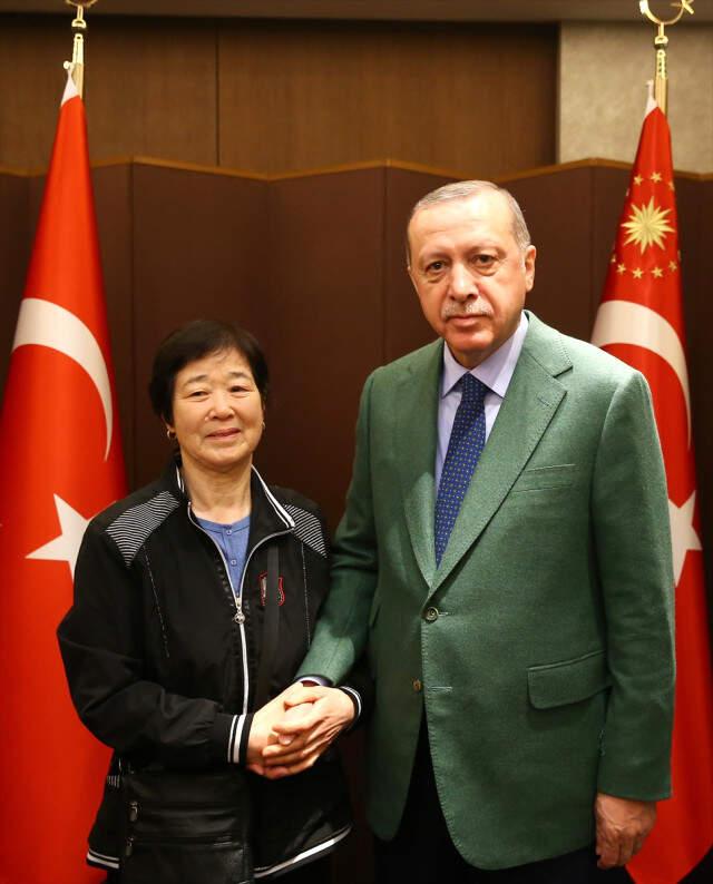 Güney Kore'de Olan Erdoğan, Ayla Filminin Gerçek Kahramanı Eunja Kim ile Buluştu