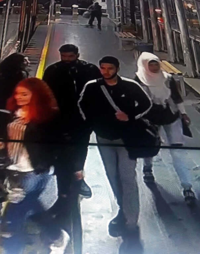 Ayakkabısını Çıkarıp Küçük Çocuğa Vermişti! İşte İnsanlık Dersi Veren Gencin Yeni Görüntüleri