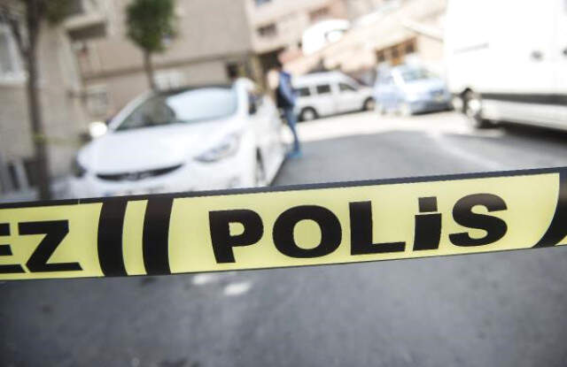 İzinli Er Tartıştığı Genç Kıza Kurşun Yağdırdı, Sonra Kendine Sıktı İzinli Er Tartıştığı Genç Kıza Kurşun Yağdırdı, Sonra Kendine Sıktı