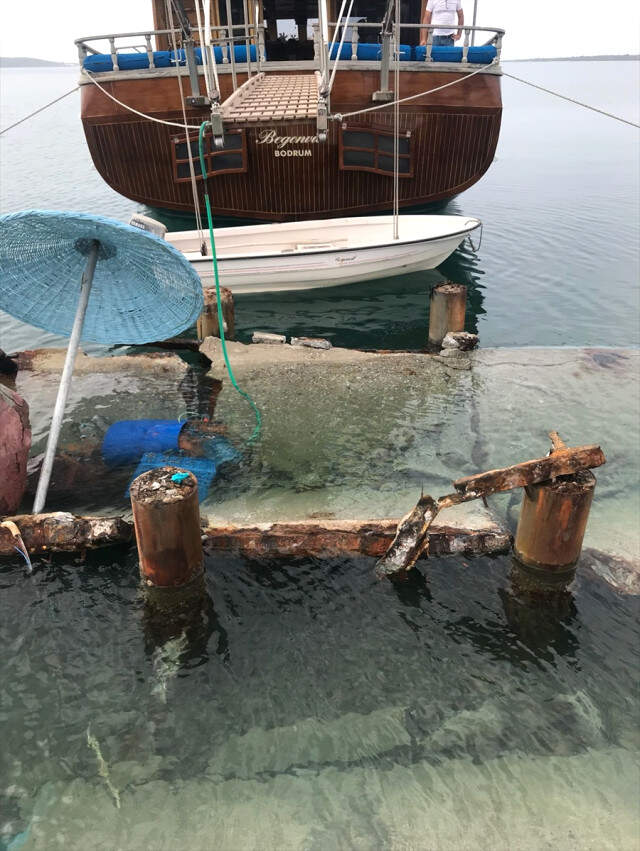 5 Yıldızlı Otelin Beton İskelesi Çöktü, Tatilcilerin Bacak ve Parmakları Koptu