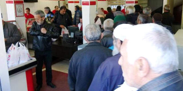 Ucuz Eti Duyan Koştu! Vatandaşlar Kuyrukta Bekledi