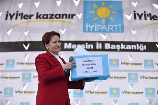 Akşener, Tarih Verip Suriyelileri Gönderme Vaadinde Bulundu