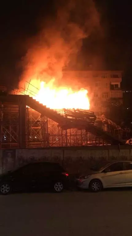 Gebze-Haydarpaşa Hızlı Tren İnşaatı Alev Alev Yandı