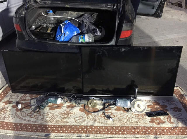 Polis Suçüstü Yakaladı! Evini Soyan Hırsız, Amcasının Oğlu Çıktı